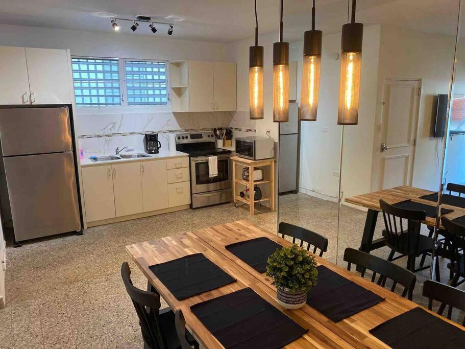 3 Bd By Airport El Yunque Walk To The Beach سان خوان المظهر الخارجي الصورة